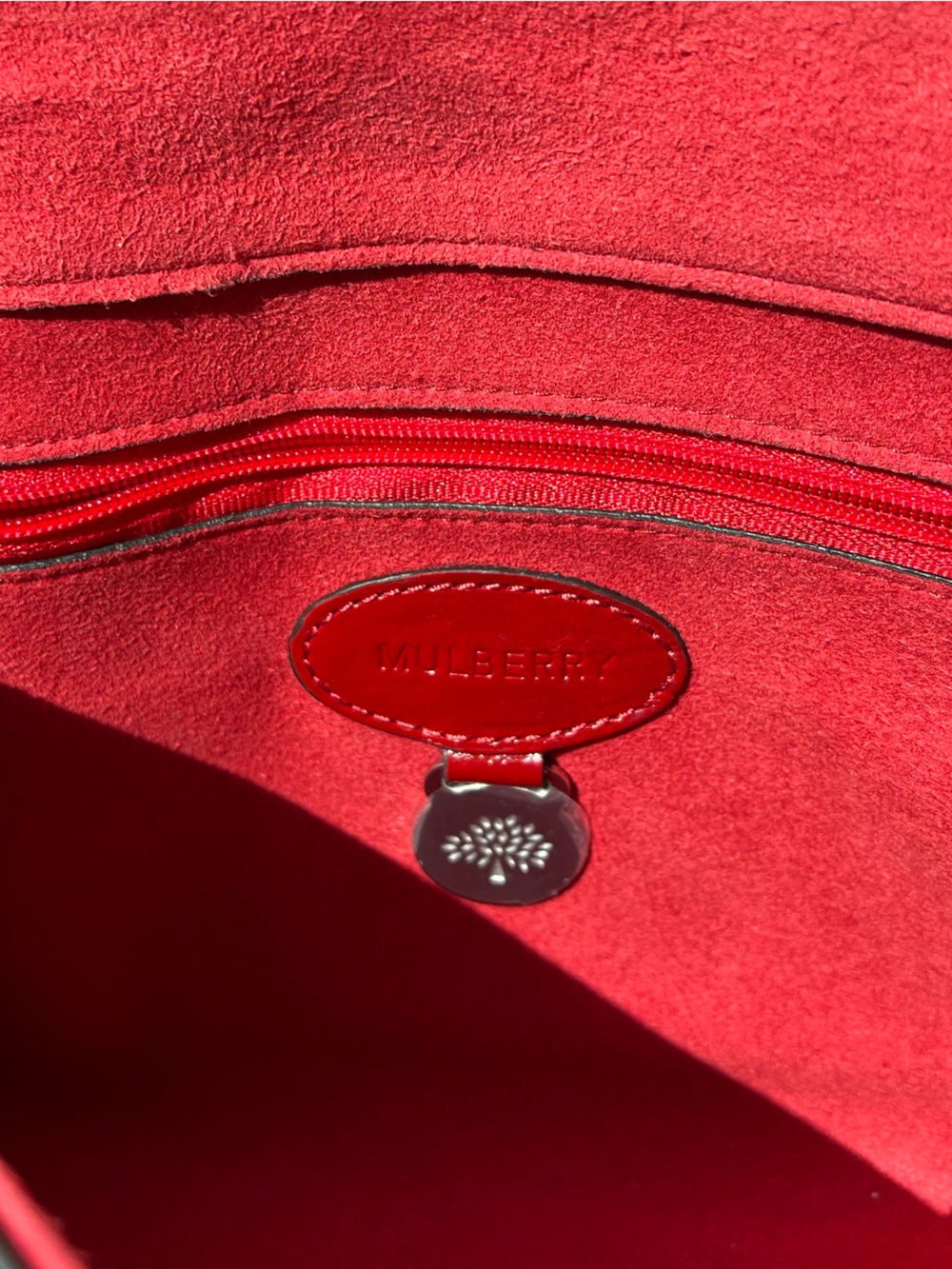 Mulberry Triple Chain Lily in Lancaster Red - Picture 8 of 14